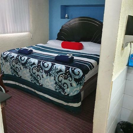 קצאלטננגו Hotel Kasa Kamelot 2 מראה חיצוני תמונה