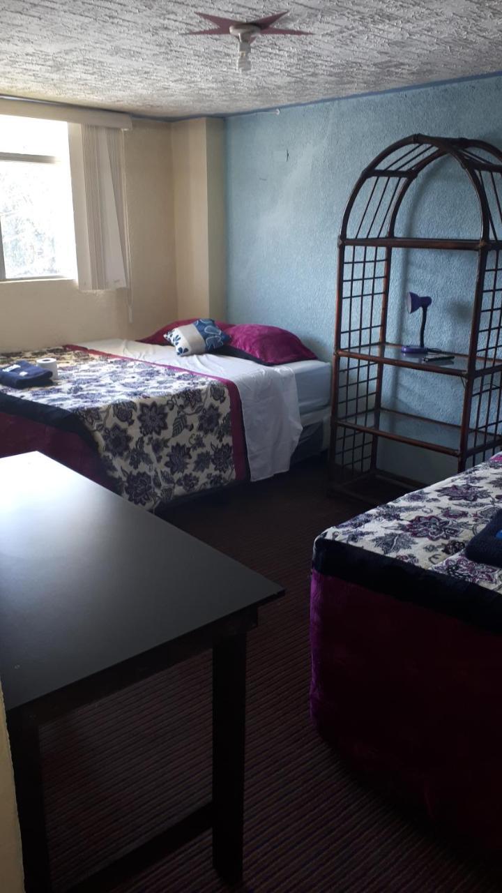 קצאלטננגו Hotel Kasa Kamelot 2 מראה חיצוני תמונה
