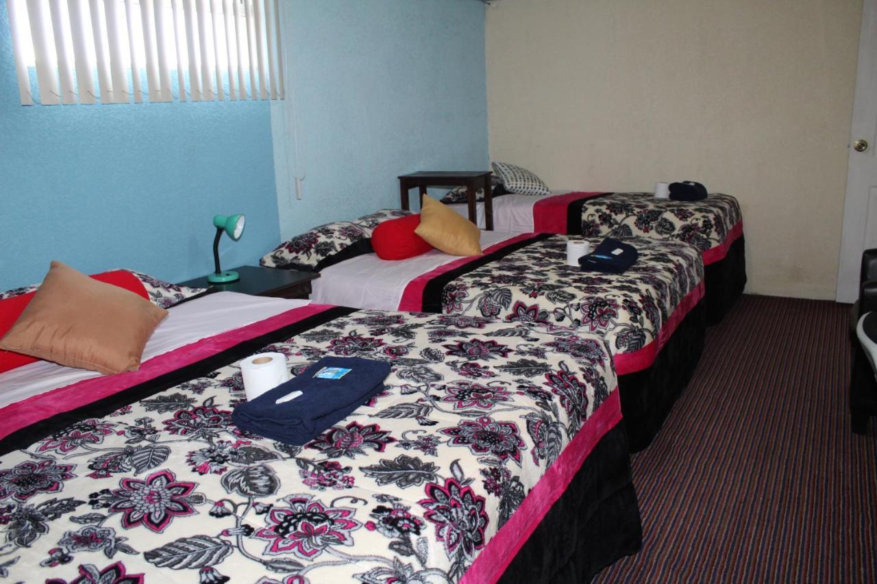 קצאלטננגו Hotel Kasa Kamelot 2 מראה חיצוני תמונה