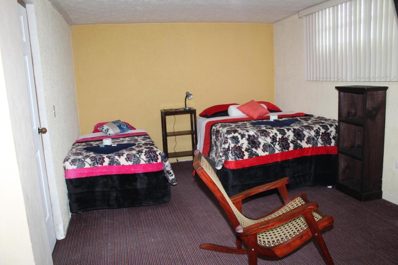 קצאלטננגו Hotel Kasa Kamelot 2 מראה חיצוני תמונה