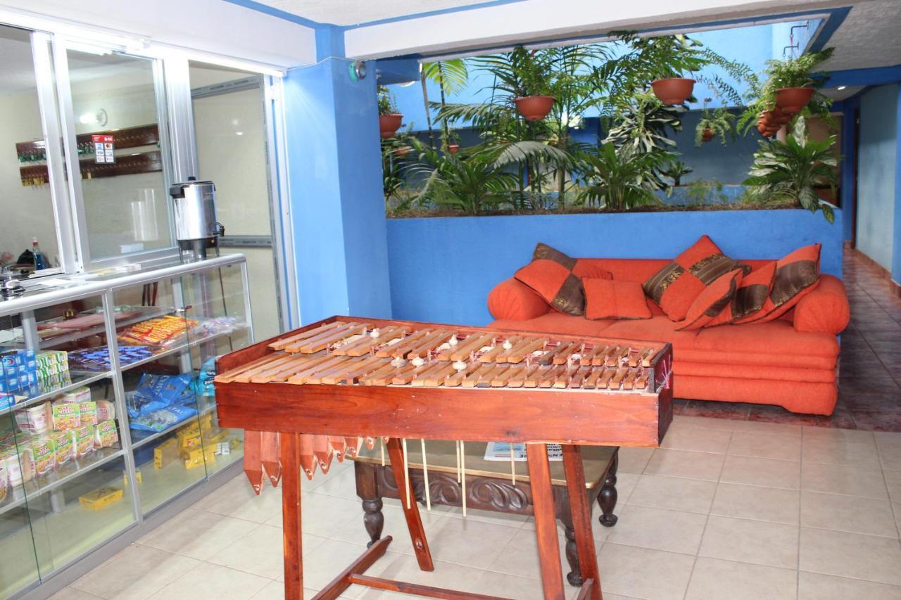קצאלטננגו Hotel Kasa Kamelot 2 מראה חיצוני תמונה