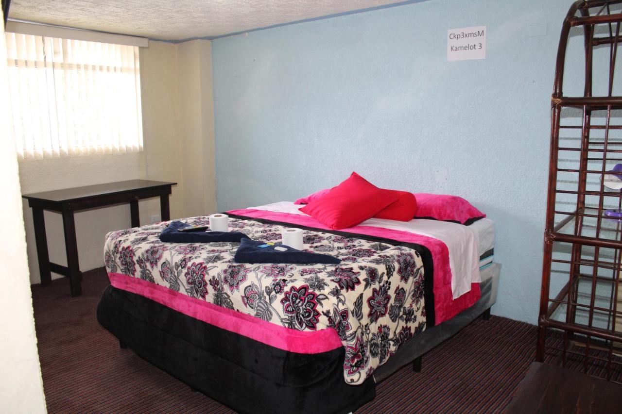 קצאלטננגו Hotel Kasa Kamelot 2 מראה חיצוני תמונה