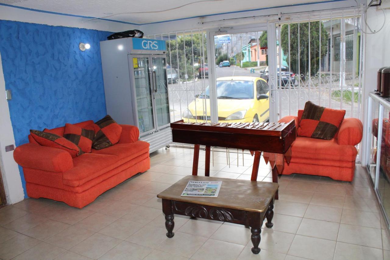 קצאלטננגו Hotel Kasa Kamelot 2 מראה חיצוני תמונה