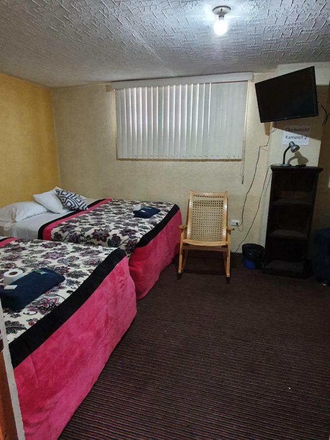 קצאלטננגו Hotel Kasa Kamelot 2 מראה חיצוני תמונה