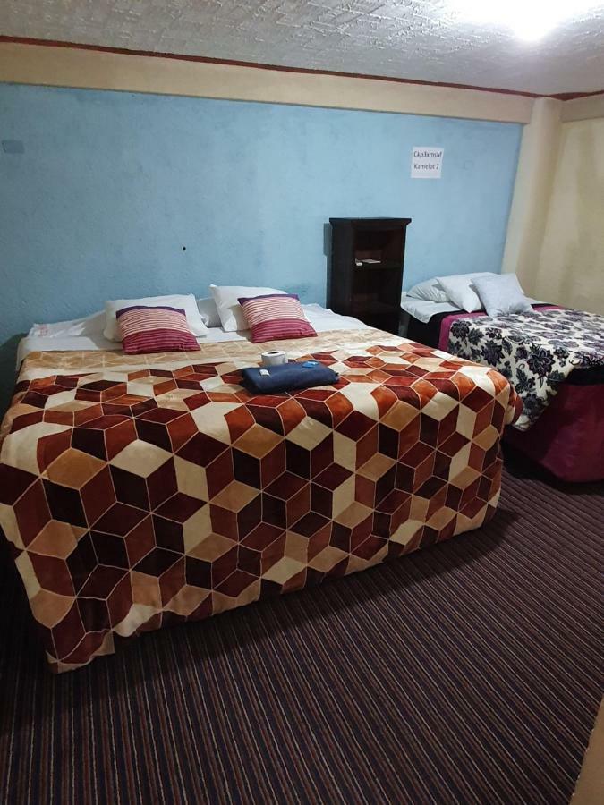 קצאלטננגו Hotel Kasa Kamelot 2 מראה חיצוני תמונה
